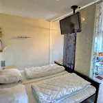 - Haus H, App 0h0701